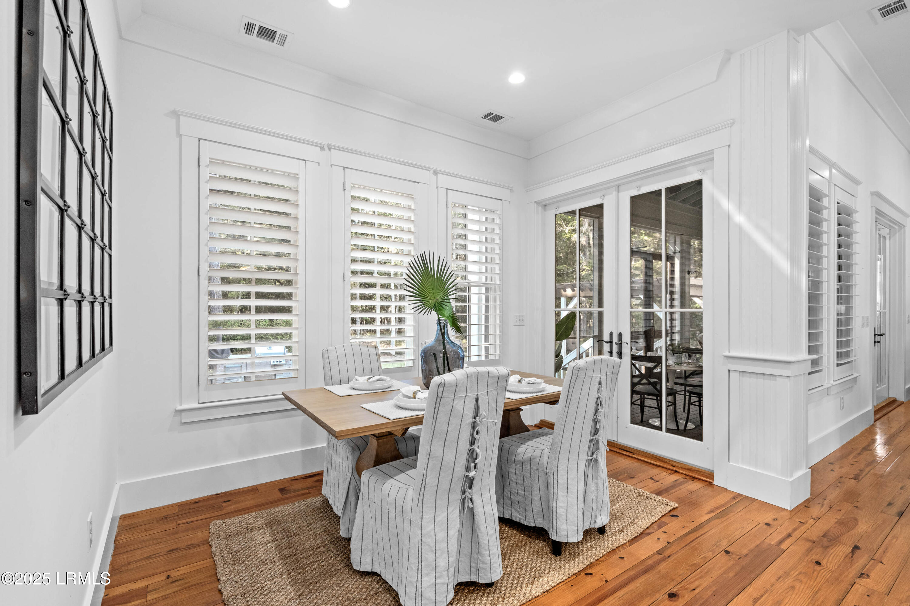 17 Oldfield Village Road Bluffton, SC 29909 - Photo 24 of 90 17 Oldfield Staged-15