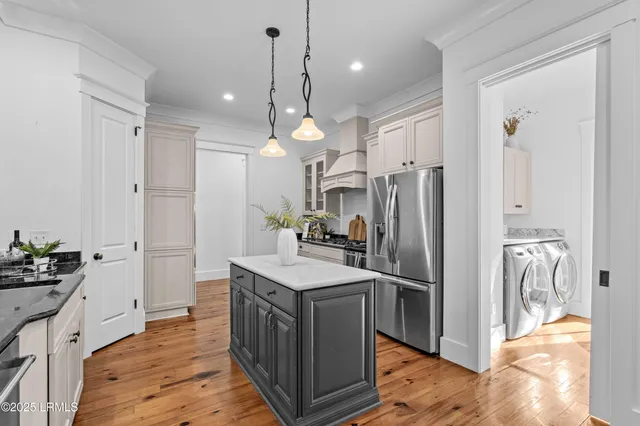 $1,299,000 | 17 Oldfield Village Road, Bluffton, SC 29909