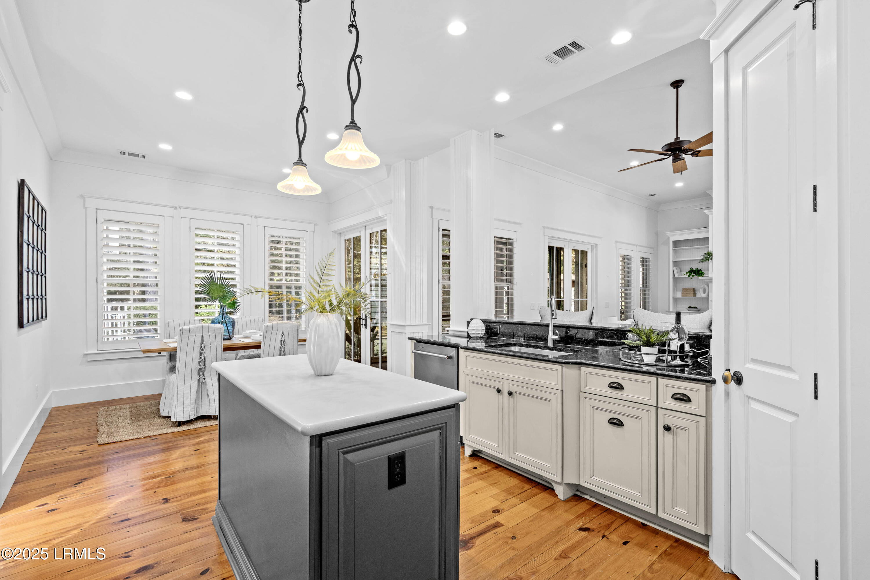 17 Oldfield Village Road Bluffton, SC 29909 - Photo 29 of 90 17 Oldfield Staged-21