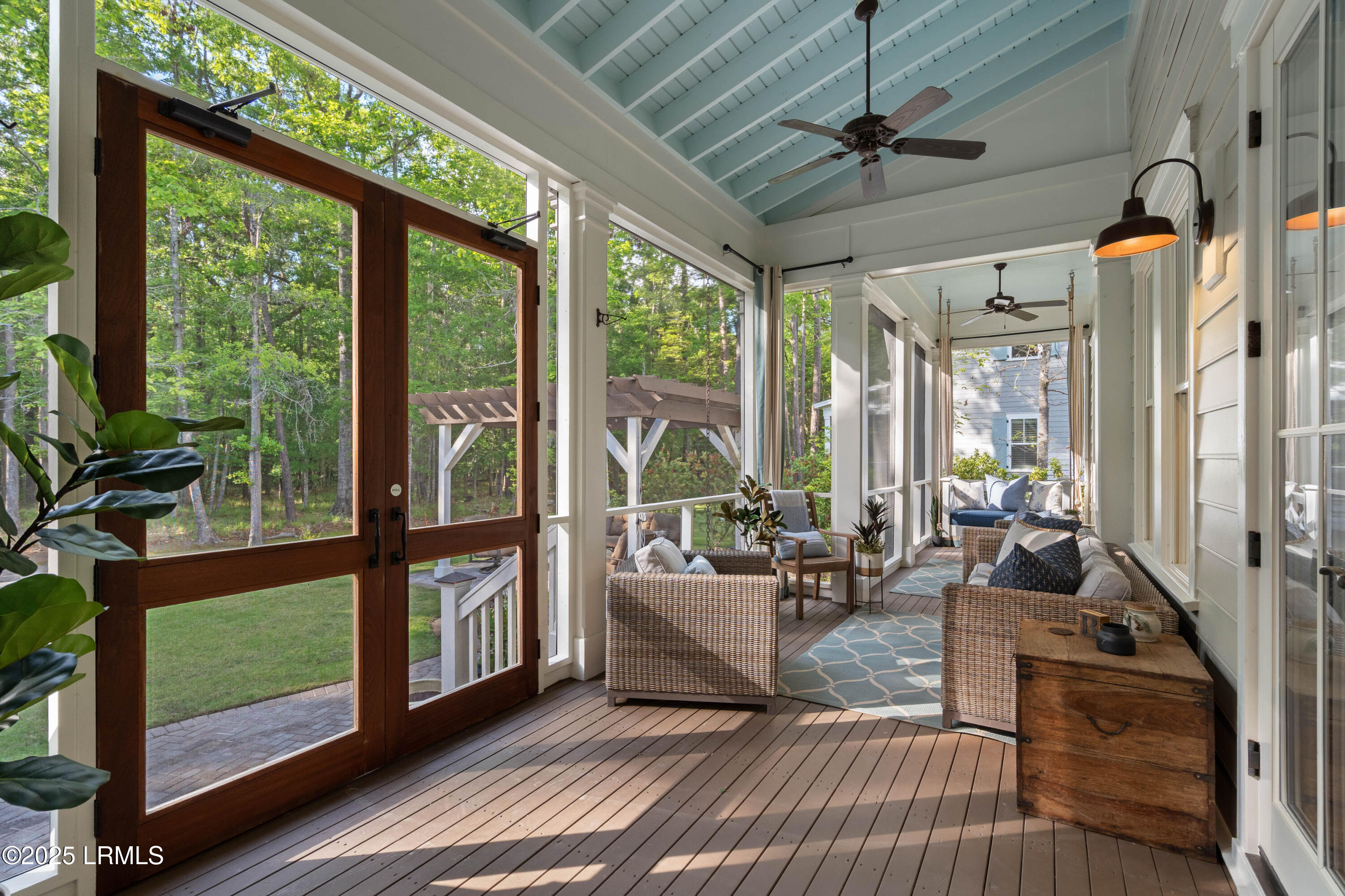 17 Oldfield Village Road Bluffton, SC 29909 - Photo 5 of 90 17 Oldfield-26