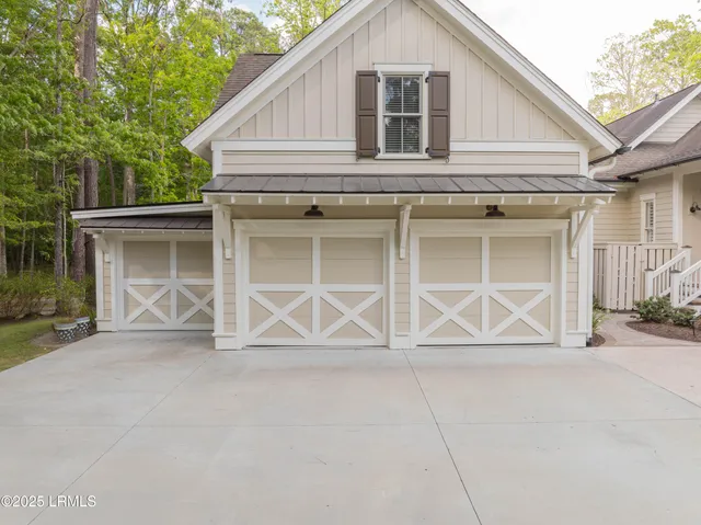 $1,299,000 | 17 Oldfield Village Road, Bluffton, SC 29909
