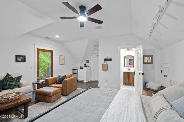 $1,299,000 | 17 Oldfield Village Road, Bluffton, SC 29909