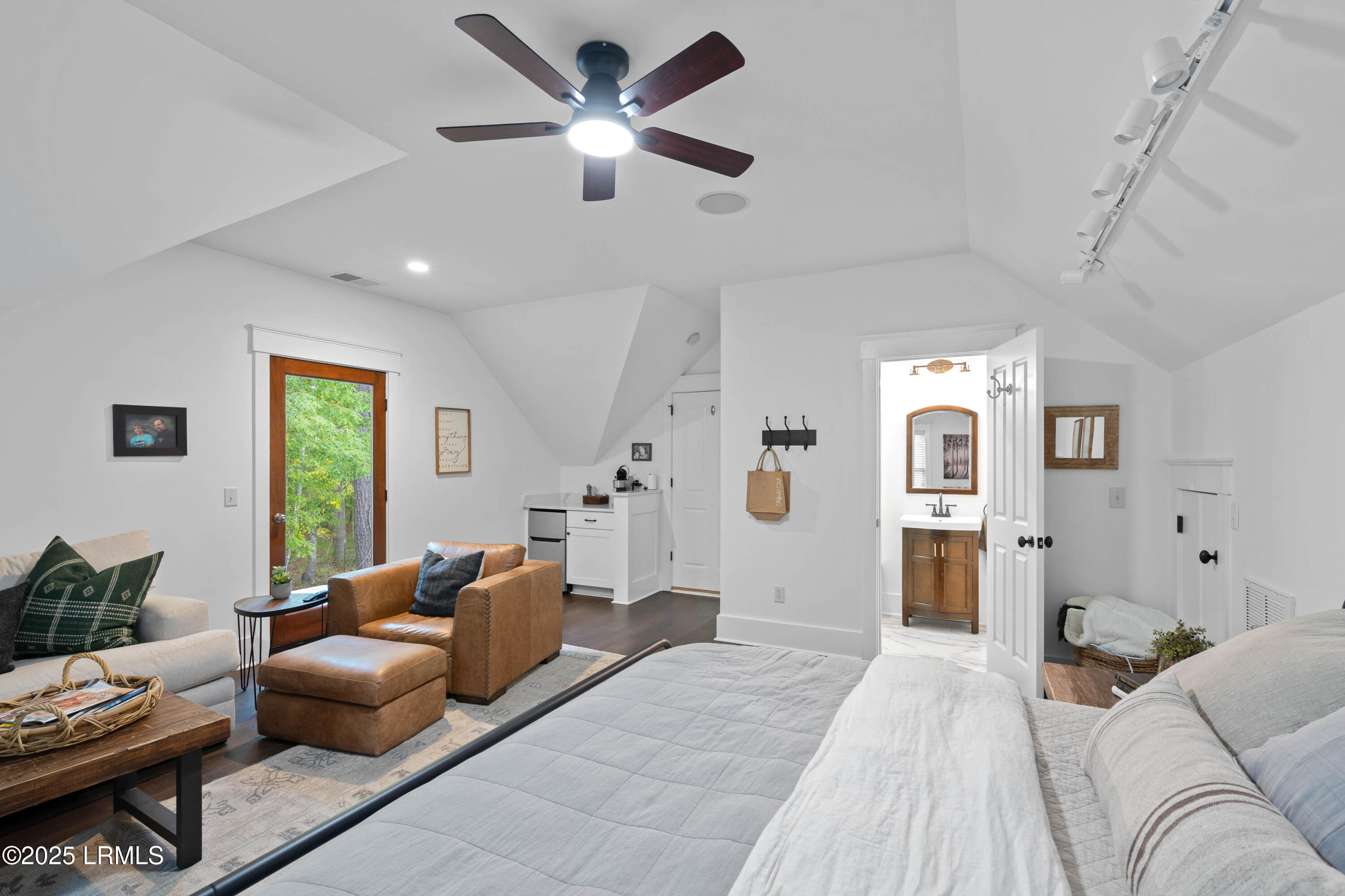 17 Oldfield Village Road Bluffton, SC 29909 - Photo 64 of 90 17 Oldfield-72