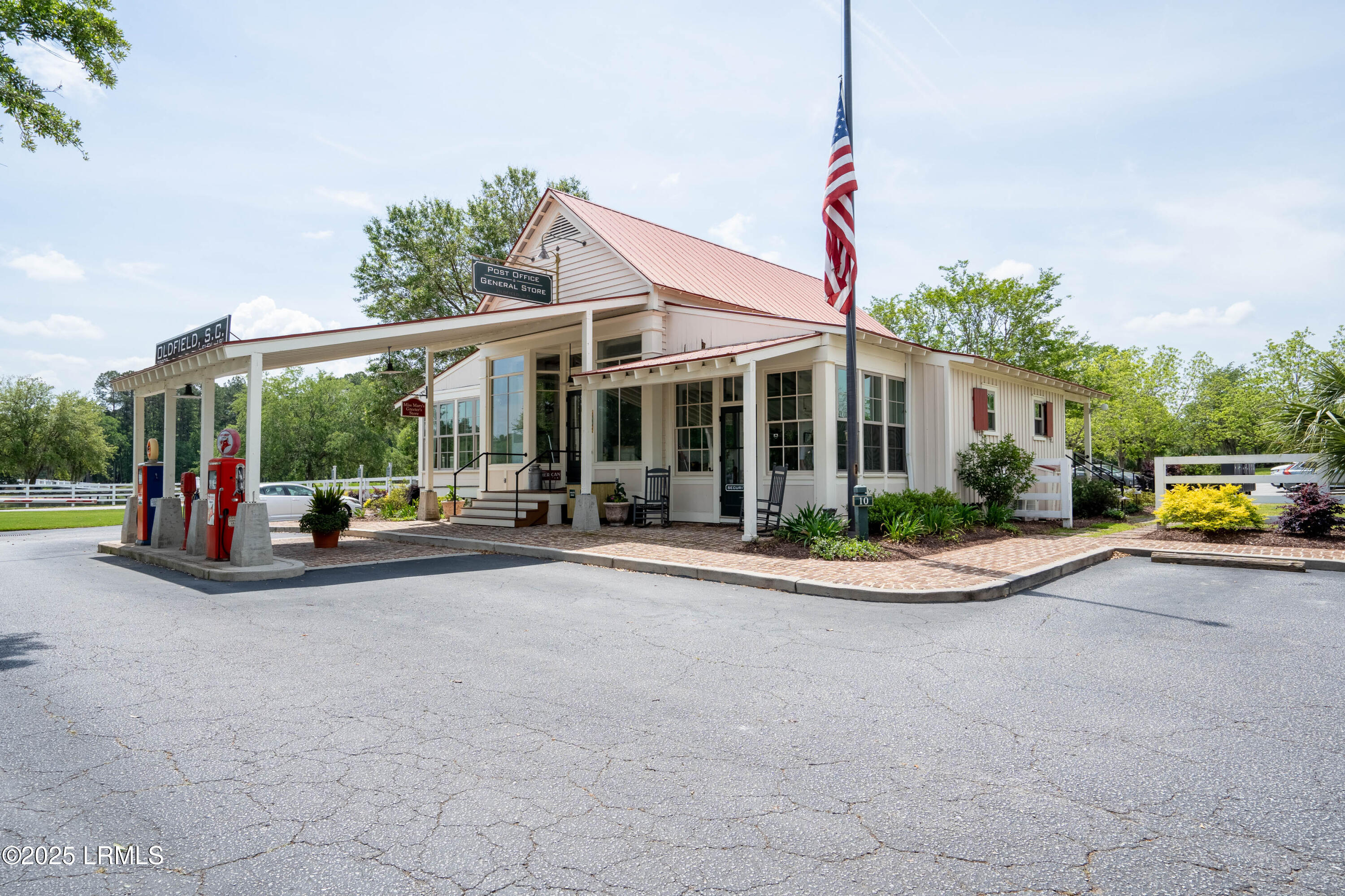 17 Oldfield Village Road Bluffton, SC 29909 - Photo 79 of 90 Oldfield Amenities-9