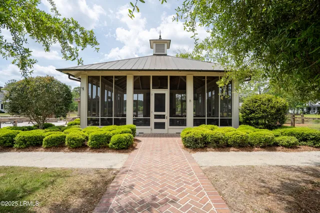 $1,299,000 | 17 Oldfield Village Road, Bluffton, SC 29909