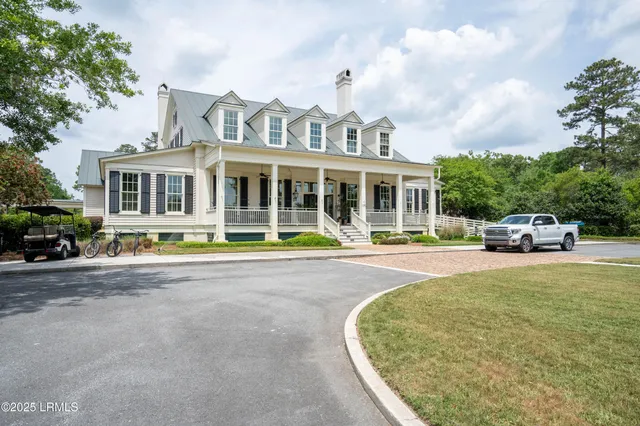 $1,299,000 | 17 Oldfield Village Road, Bluffton, SC 29909