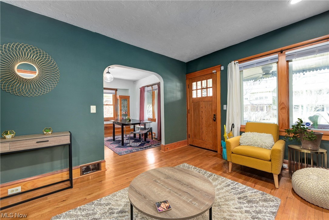 10109 Baltic Road Cleveland, OH 44102 - Photo 6 of 35 Gallery Image 6