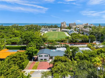 $3,999,000 | 251 Shore Drive East, Miami, FL 33133