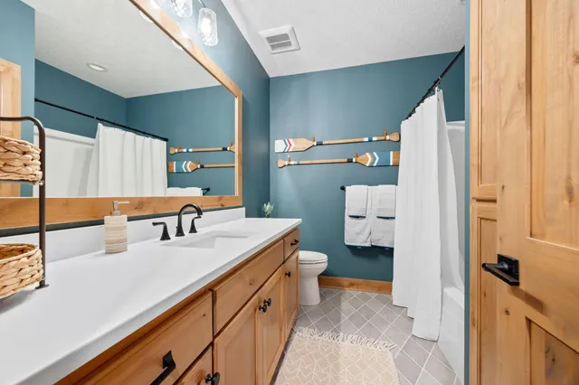 $819,000 | 1767 Campfire Drive West, Waconia, MN 55387