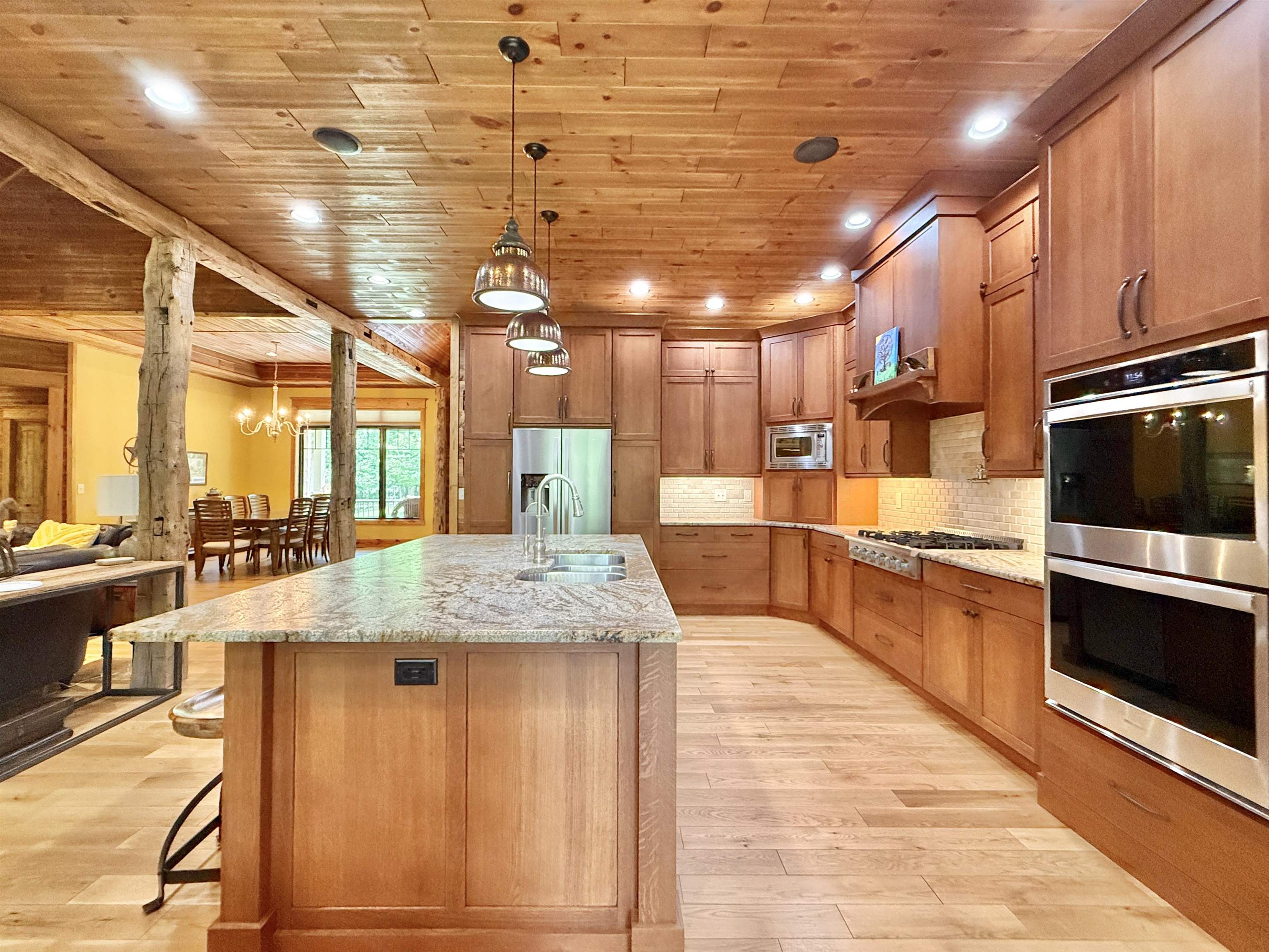 7636 South Butterfly Road Beloit, WI 53511 - Photo 11 of 66 Gallery Image 11