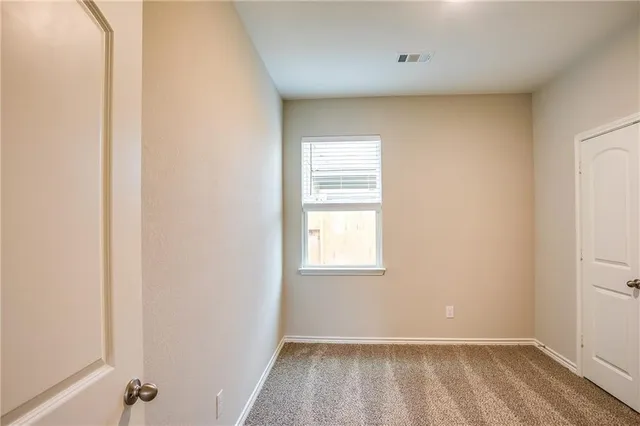 $1,700 | 104 Mount Vernon Way, Liberty Hill, TX 78642