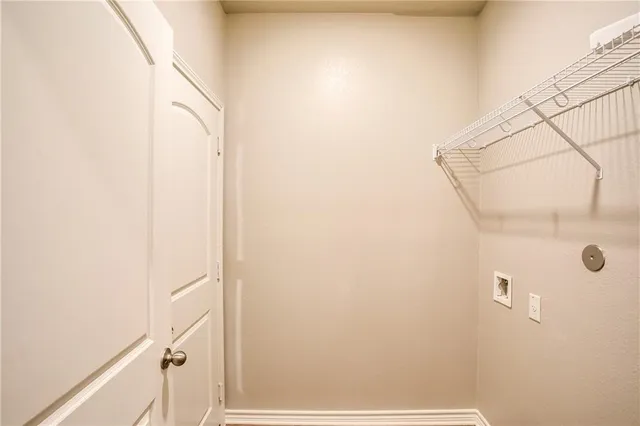 $1,700 | 104 Mount Vernon Way, Liberty Hill, TX 78642