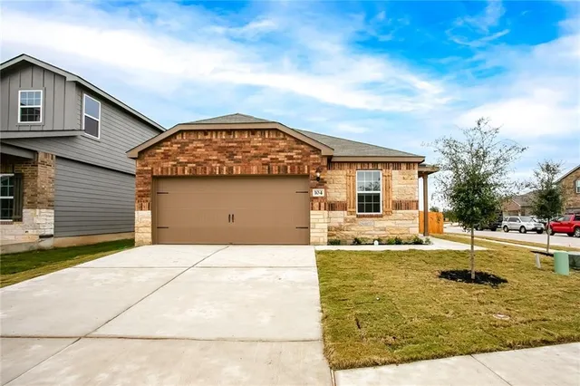 $1,700 | 104 Mount Vernon Way, Liberty Hill, TX 78642