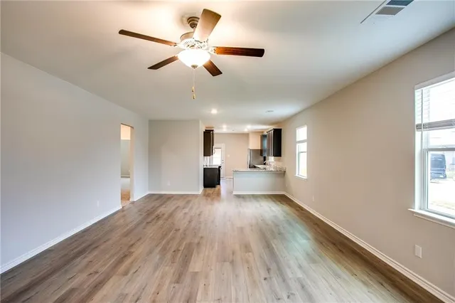 $1,700 | 104 Mount Vernon Way, Liberty Hill, TX 78642