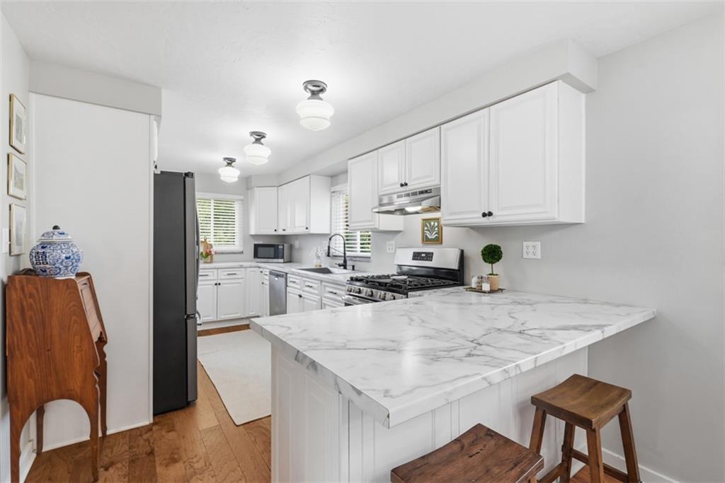 308 Erin Street Pittsburgh, PA 15209 - Photo 6 of 46