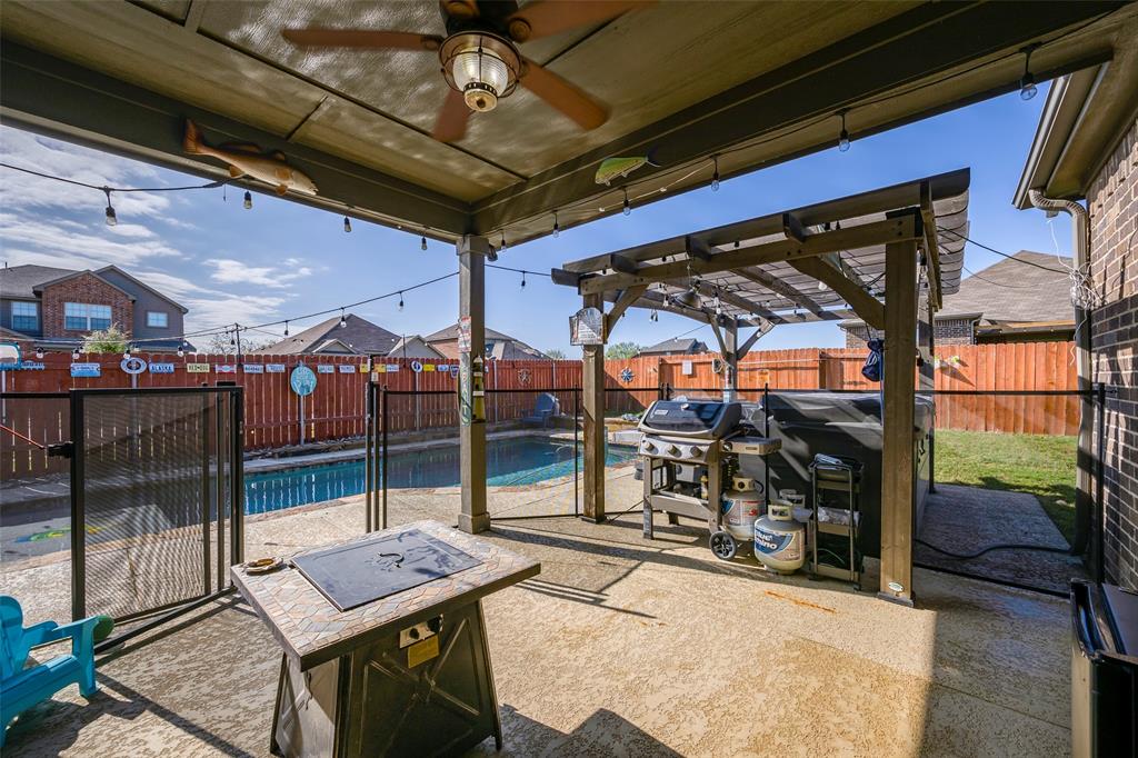1832 Tyne Way Crowley, TX 76036 - Photo 23 of 25 a view of a porch with furniture