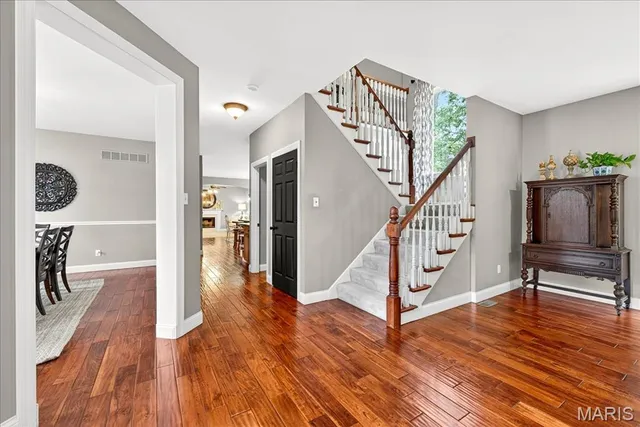 $639,900 | 662 Knollshire Way, O'Fallon, MO 63368