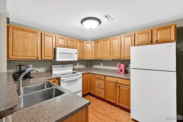 $639,900 | 662 Knollshire Way, O'Fallon, MO 63368