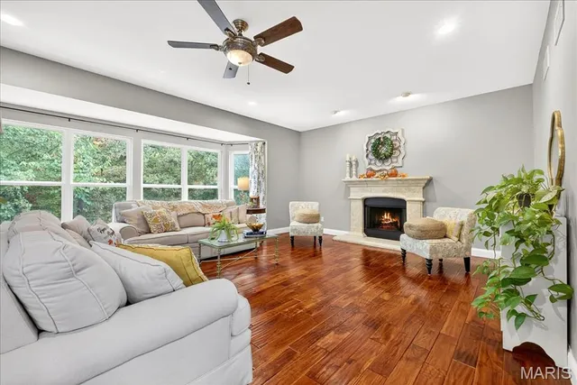 $639,900 | 662 Knollshire Way, O'Fallon, MO 63368