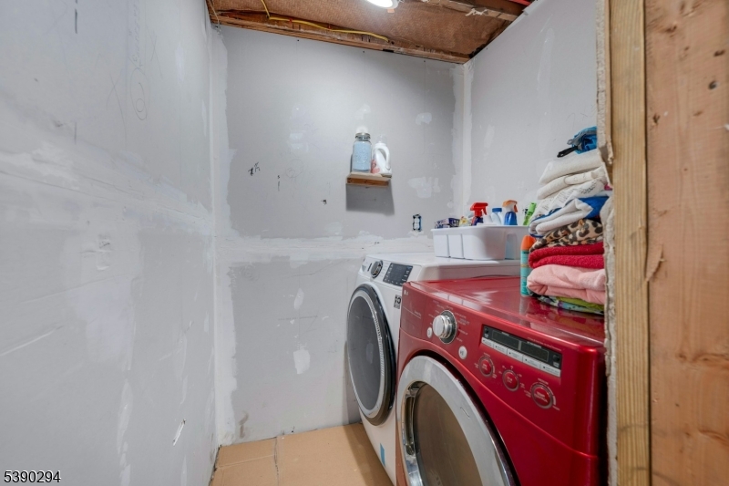 305 Wykertown Road Branchville, NJ 07826 - Photo 21 of 31 a utility room with dryer and washer