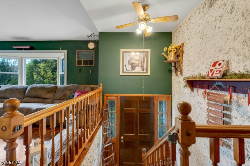305 Wykertown Road Branchville, NJ 07826 - Photo 4 of 31 a view of entryway and kitchen