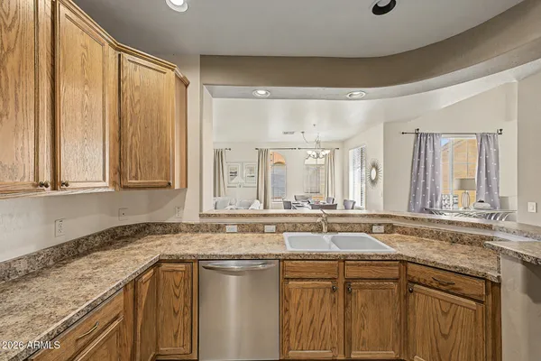 $415,000 | 10655 North 9th Street, Unit 205, Phoenix, AZ 85020