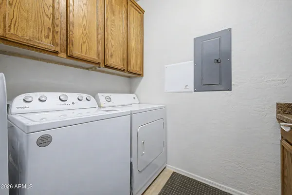 $415,000 | 10655 North 9th Street, Unit 205, Phoenix, AZ 85020