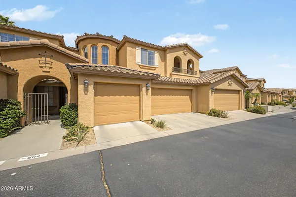 $415,000 | 10655 North 9th Street, Unit 205, Phoenix, AZ 85020