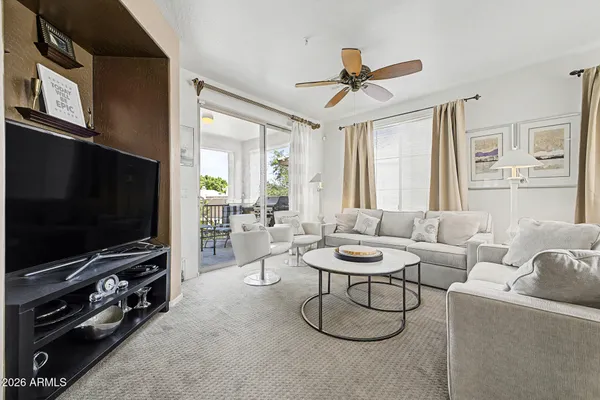 $415,000 | 10655 North 9th Street, Unit 205, Phoenix, AZ 85020