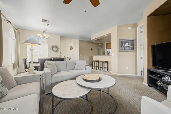 $415,000 | 10655 North 9th Street, Unit 205, Phoenix, AZ 85020