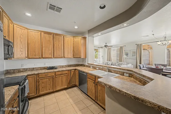 $415,000 | 10655 North 9th Street, Unit 205, Phoenix, AZ 85020
