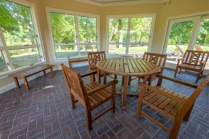 1041 South Rutland Road Mount Juliet, TN 37122 - Photo 8 of 17 Florida Room Overlooks Pool and Lake