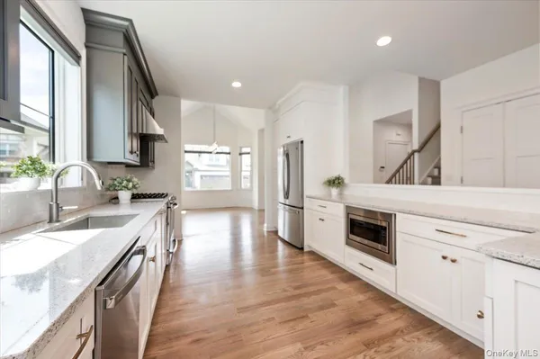 $1,375,000 | 50 Spring Meadow Court, Unit 50, Somers, NY 10589