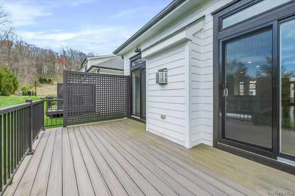 $1,375,000 | 50 Spring Meadow Court, Unit 50, Somers, NY 10589