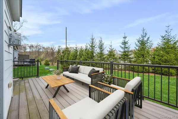 $1,375,000 | 50 Spring Meadow Court, Unit 50, Somers, NY 10589