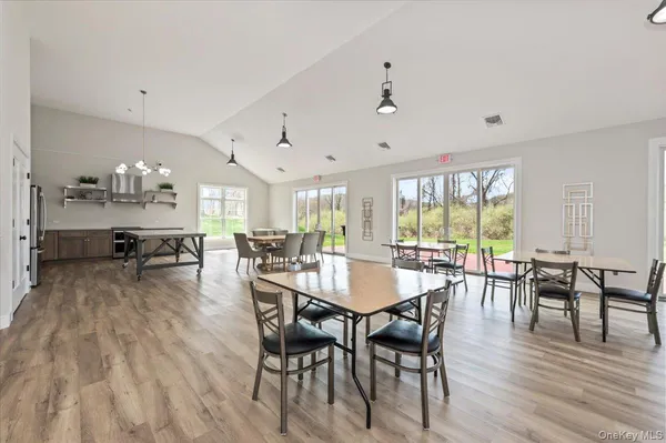 $1,375,000 | 50 Spring Meadow Court, Unit 50, Somers, NY 10589