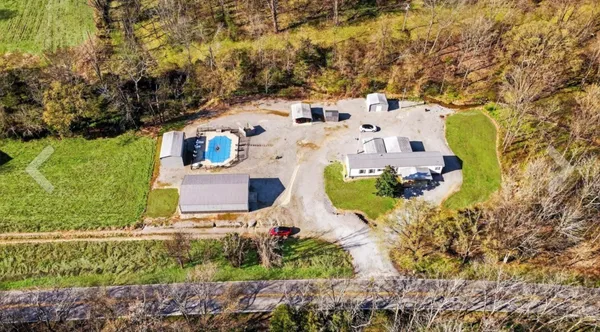$375,000 | 4355 Browning Branch Road, Bethpage, TN 37022