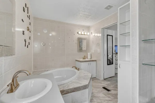 $375,000 | 4355 Browning Branch Road, Bethpage, TN 37022