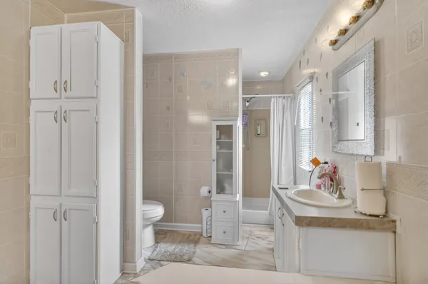 $375,000 | 4355 Browning Branch Road, Bethpage, TN 37022