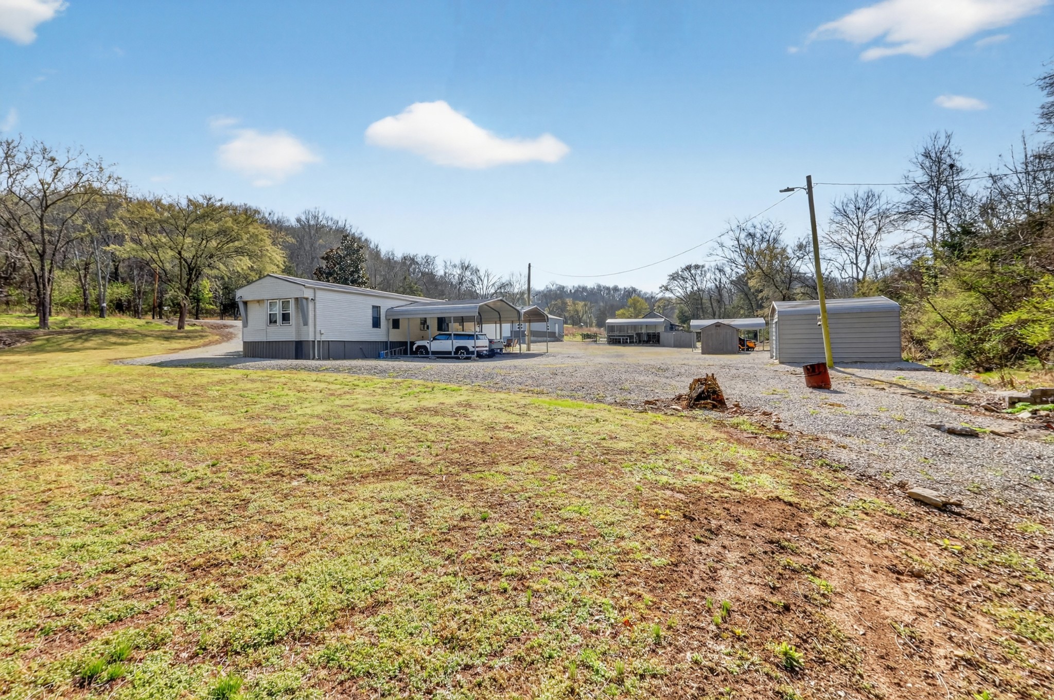 4355 Browning Branch Road Bethpage, TN 37022 - Photo 37 of 47