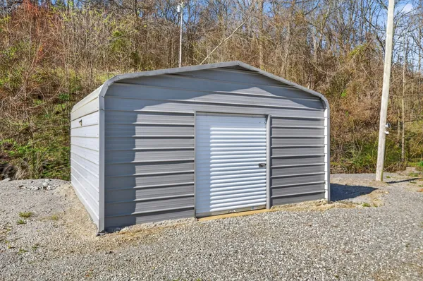 $375,000 | 4355 Browning Branch Road, Bethpage, TN 37022