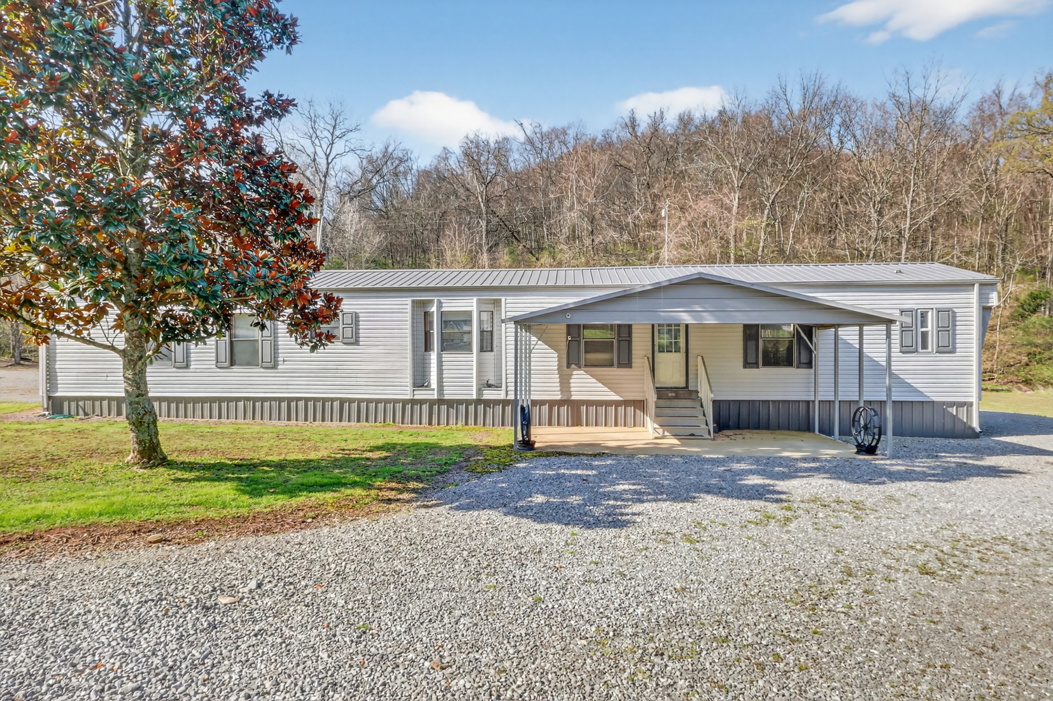 4355 Browning Branch Road Bethpage, TN 37022 - Photo 5 of 48