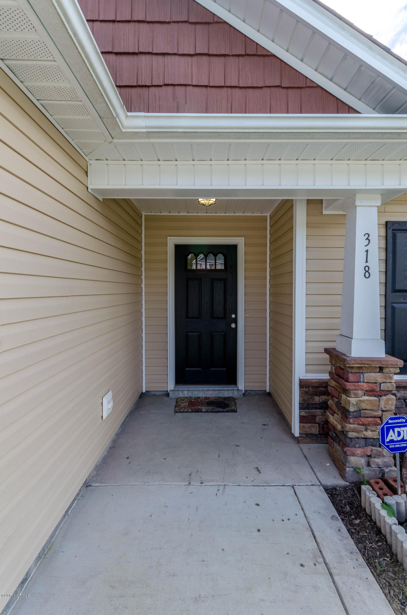 318 Merin Height Road Jacksonville, NC 28546 - Photo 4 of 27 DSC_0048