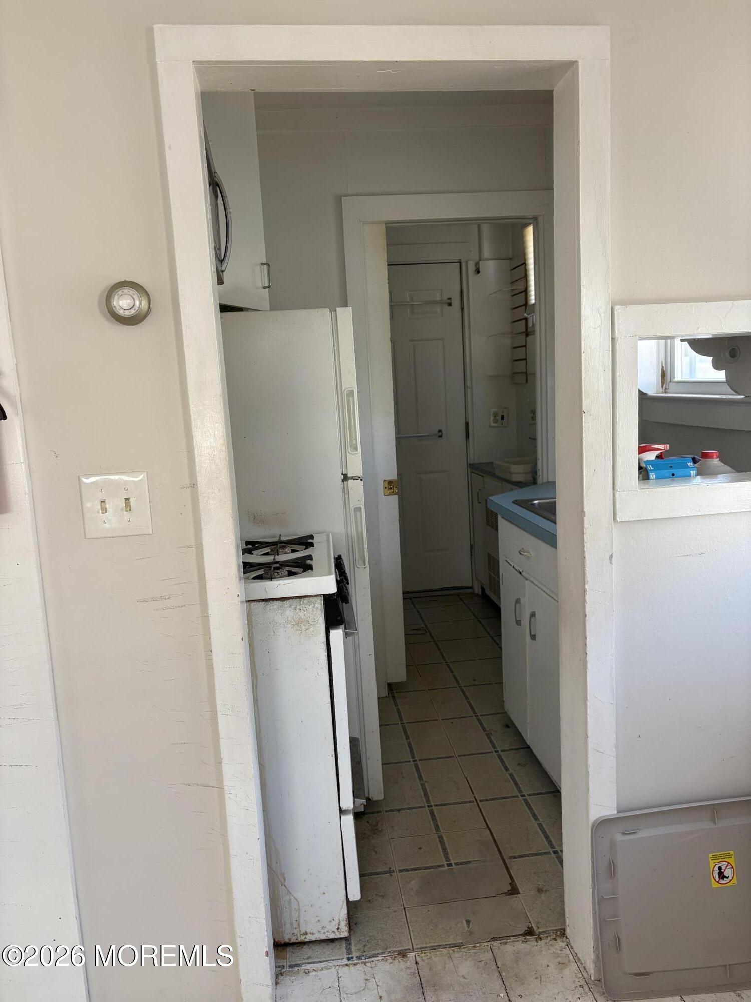 10 West Rutherford Lane Lavallette, NJ 08735 - Photo 5 of 13 Kitchen