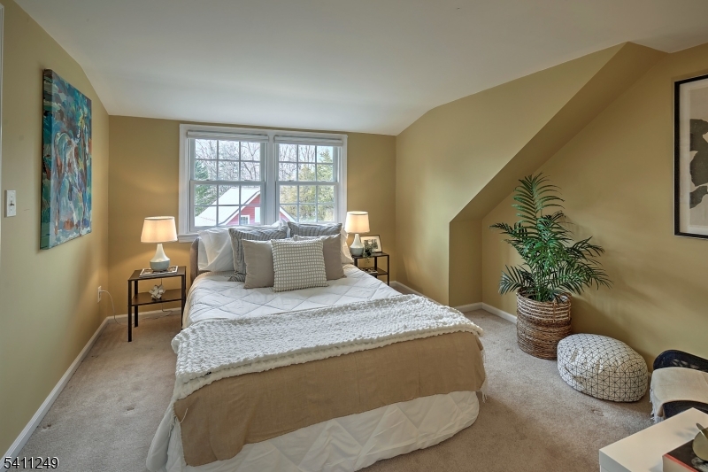 301 Hilltop Road Mendham, NJ 07945 - Photo 26 of 34