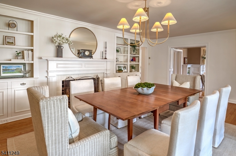 301 Hilltop Road Mendham, NJ 07945 - Photo 8 of 34