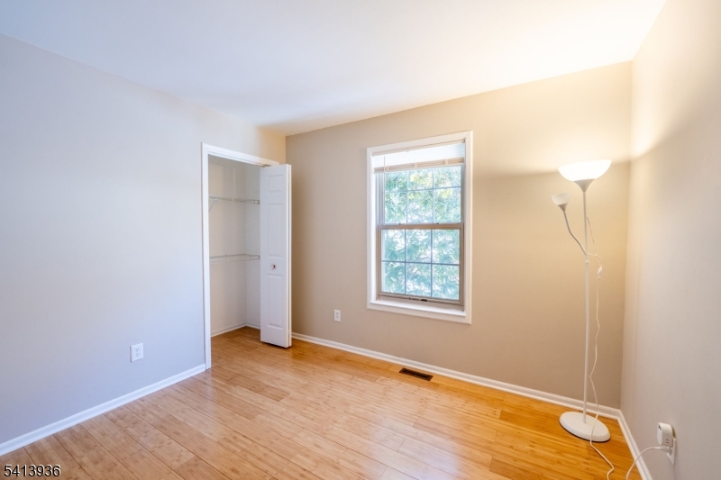 14 Jessica Lane Dover, NJ 07801 - Photo 11 of 17