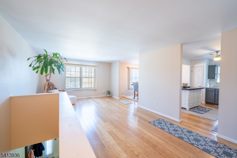 14 Jessica Lane Dover, NJ 07801 - Photo 4 of 17