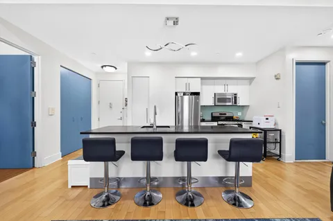 $495,000 | 4 Beacon Way, Unit 414, Jersey City, NJ 07304