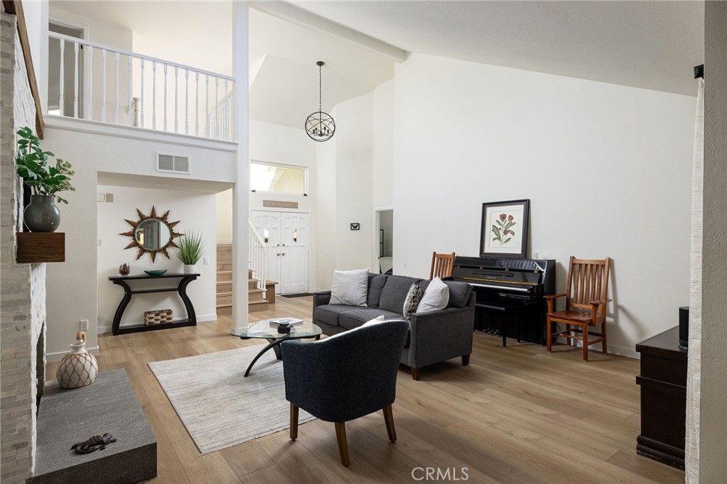 602 Calle Ganadero San Clemente, CA 92673 - Photo 7 of 42 a living room with furniture